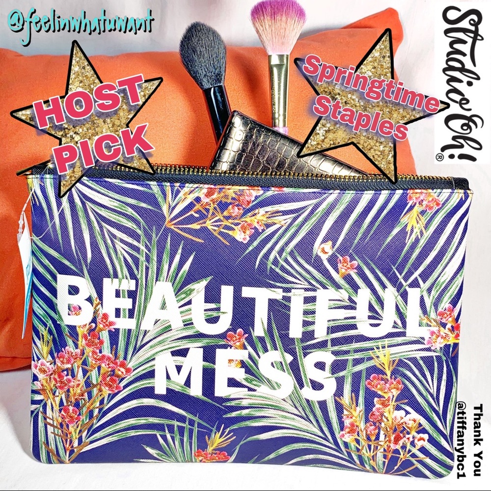 🎉HP🎉 Large ‘Beautiful Mess’ Zippered Pouch